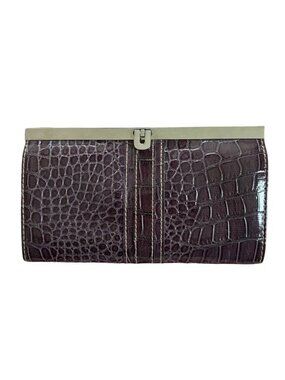 NEW ROSETTI Croc Embossed Faux Leather Clutch Wallet in Brown